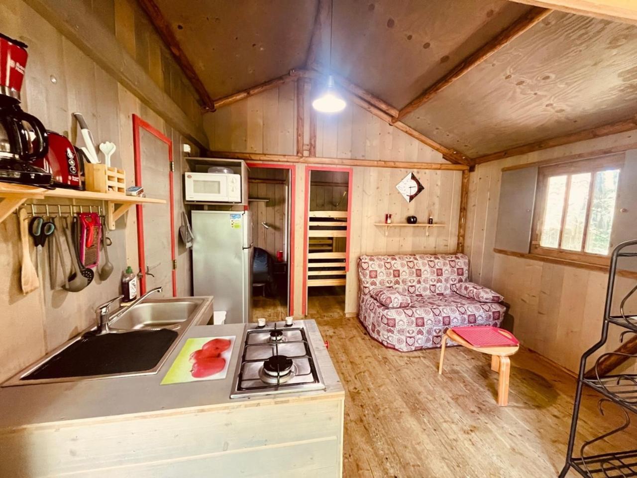 Flower Camping La Pibola Camon  Exterior foto